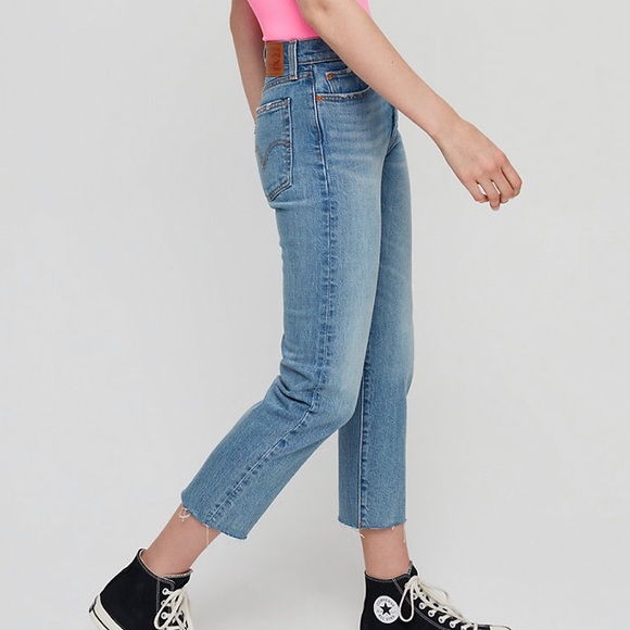 Levi’s Wedgie Straight Denim - Picture 4 of 10